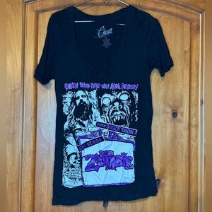 Chaser Women’s Rob Zombie V Neck T Shirt, Size: S (fits like a large)